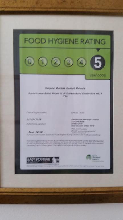 Boyne House Guest House WTA-toernooi van WTA-toernooi van Eastbourne Buitenkant foto