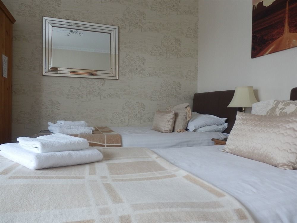 Boyne House Guest House WTA-toernooi van WTA-toernooi van Eastbourne Buitenkant foto