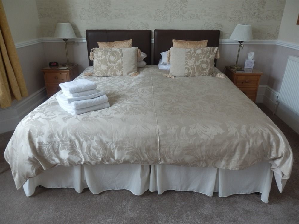 Boyne House Guest House WTA-toernooi van WTA-toernooi van Eastbourne Buitenkant foto