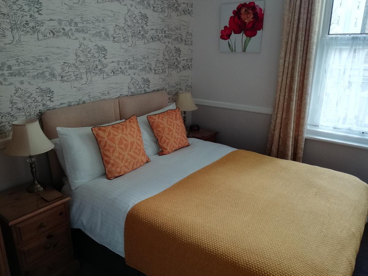 Boyne House Guest House WTA-toernooi van WTA-toernooi van Eastbourne Buitenkant foto